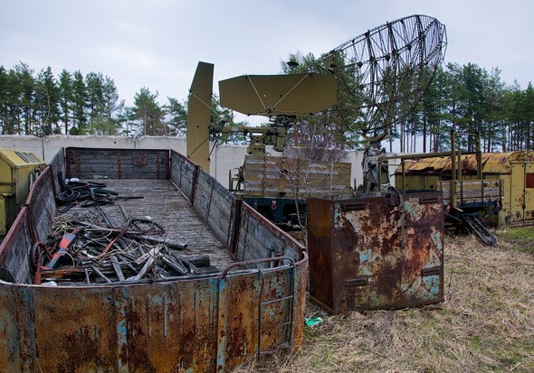 Списанная авиатехника на аэродроме, город Киржач, Владимировская область.