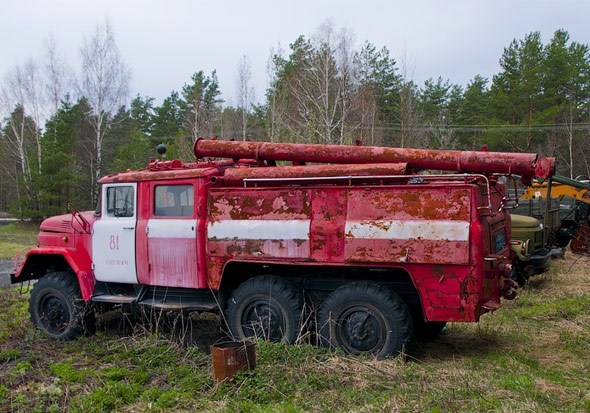 Списанная авиатехника на аэродроме, город Киржач, Владимировская область.